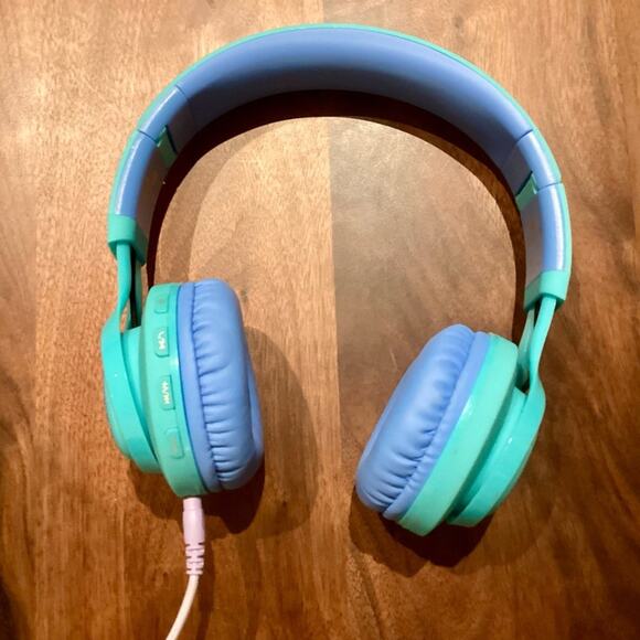 Riwbox WT-7S Kids Bluetooth Headphones - Picture 4 of 10